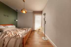 Bat Galim Seaside Artistic Retreat by Sea N Rent